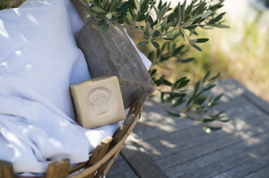 Traditional Marseille Soap can be used for delicate linen, such as Baby's clothing. 100% natural to avoid allergies. French Bliss is selling Marseille Soap online in Australia.