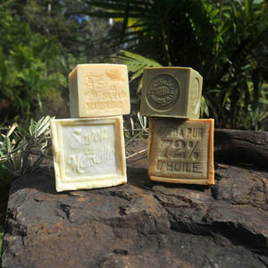 French Bliss sells French Traditional Marseille Soap cubes for your hair, body and linen online in Australia. 100% natural and eco-friendly. White Cube soap exists in 300g and 150 g, with Copra oil or Olive oil.