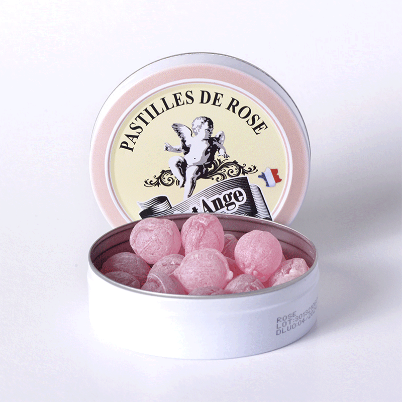 rose pastilles are delicate treats the French love. Keep them at hand in your bag thanks to its lovely tin box. 100% made in France by artisans.
