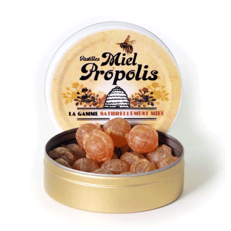 A natural lolly with honey and propolis, 100% made in France for a sweet treat.